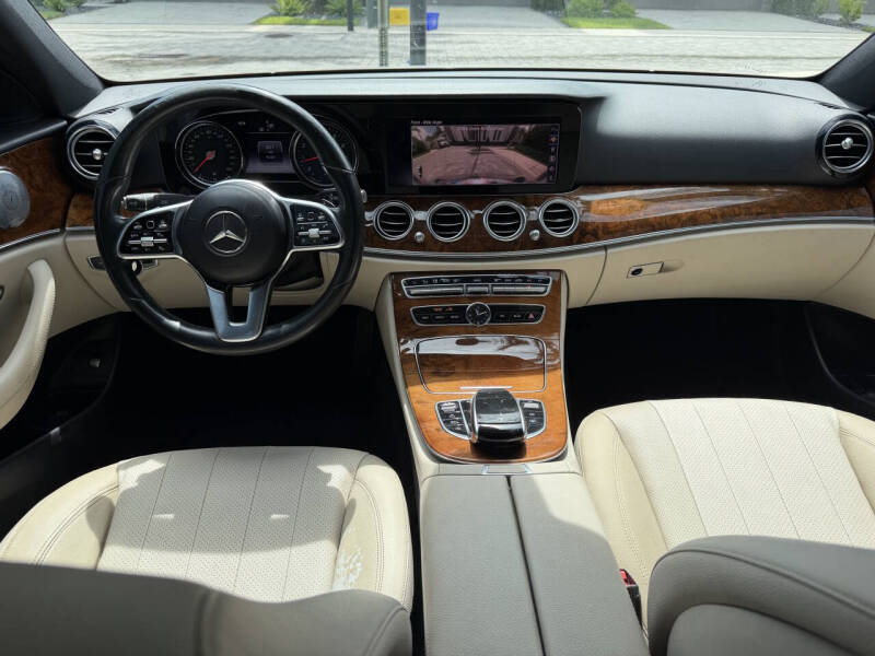 2019 Mercedes-Benz E-Class E 300
