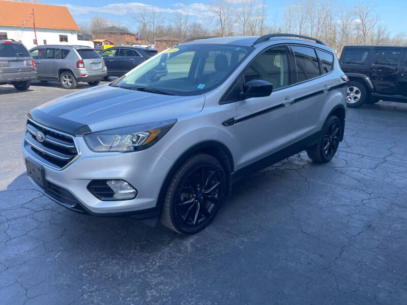 2019 Ford Escape SE photo 3