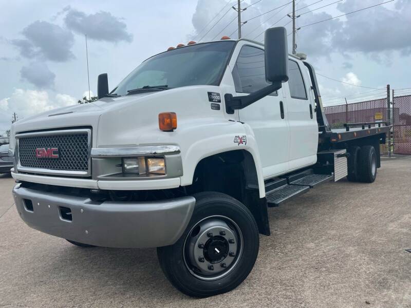 2007 GMC C5500 for sale at TWIN CITY MOTORS in Houston TX