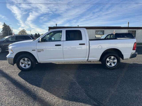 2022 RAM 1500 Classic SLT