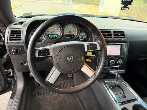 2010 Dodge Challenger SRT8