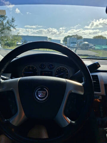 2013 Cadillac Escalade Luxury