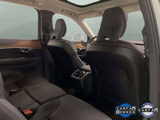 2025 Volvo XC90 B6 Plus Bright Theme 7P