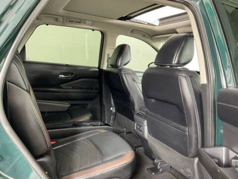 2023 Nissan Pathfinder Platinum