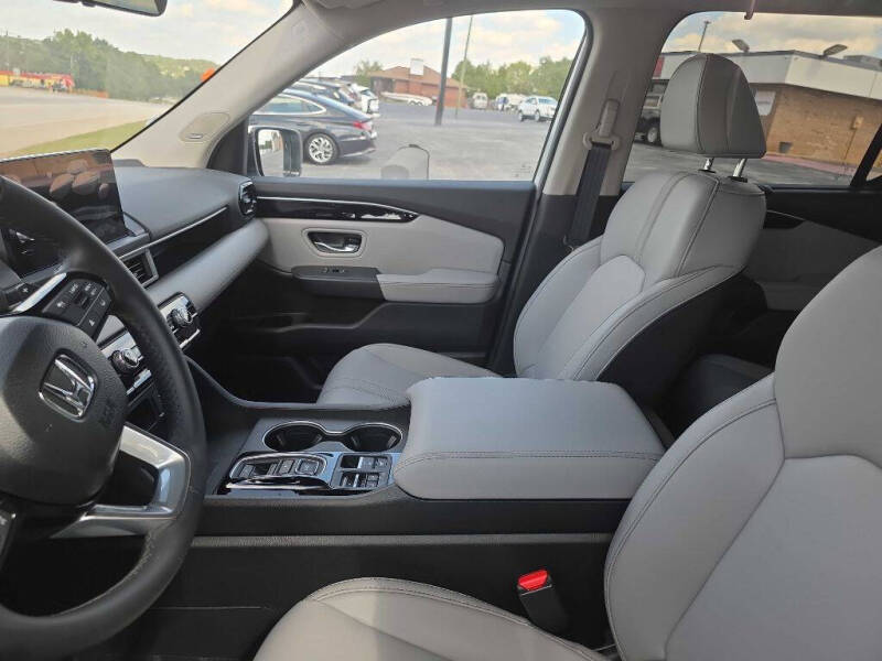 2025 Honda Pilot Touring