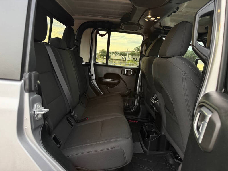 2021 Jeep Gladiator Sport S