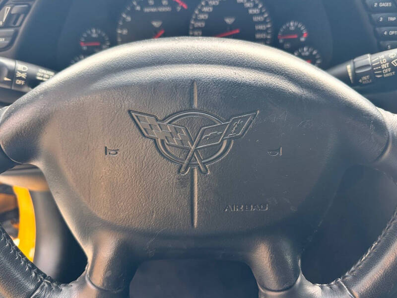 2004 Chevrolet Corvette
