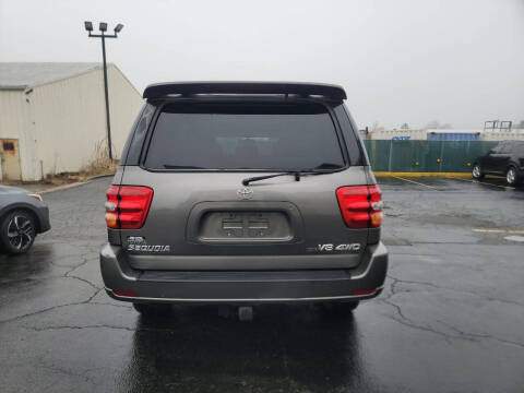2004 Toyota Sequoia Limited