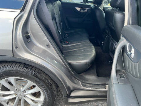 2010 Infiniti FX35