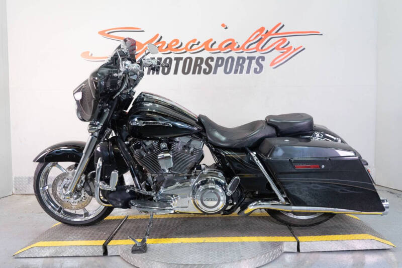 2012 Harley-Davidson CVO Street Glide