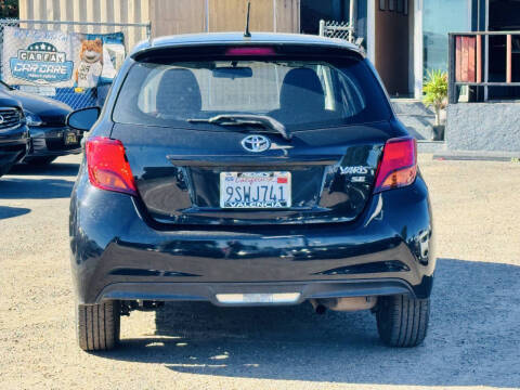 2016 Toyota Yaris 5-Door SE