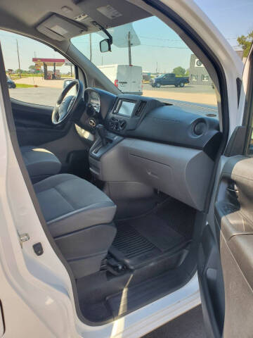 2021 Nissan NV200 SV