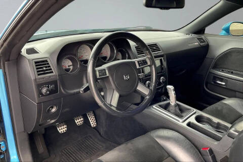 2010 Dodge Challenger SRT8