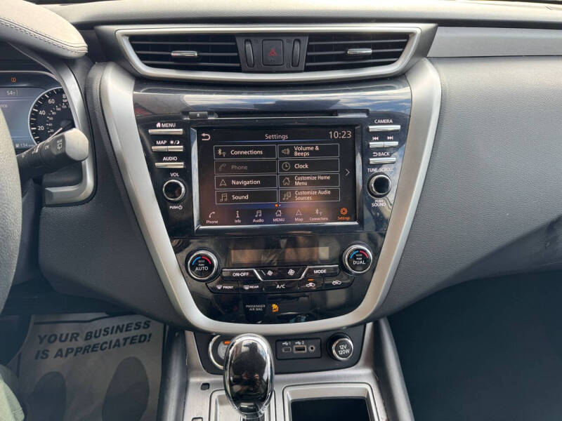 2022 Nissan Murano SL