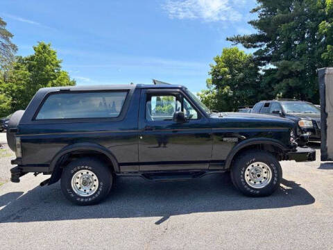 1996 Ford Bronco Photo