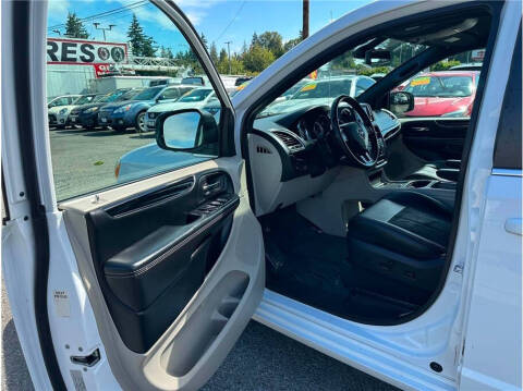 2020 Dodge Grand Caravan SXT