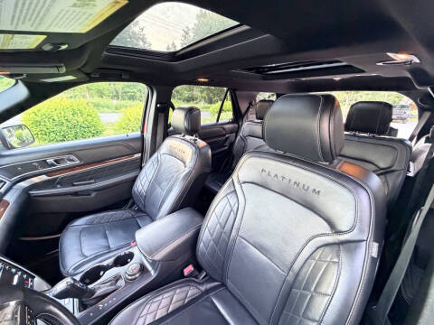 2017 Ford Explorer Platinum