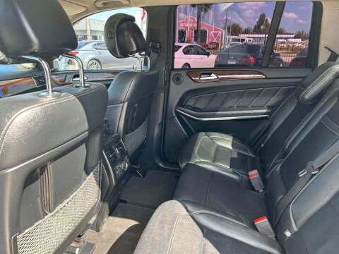 2014 Mercedes-Benz GL-Class GL 550 4MATIC