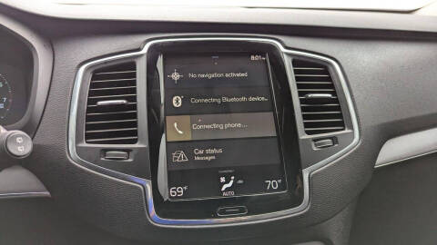 2021 Volvo XC90 T5 Momentum