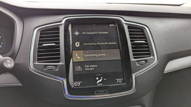 2021 Volvo XC90 T5 Momentum