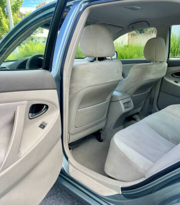 2010 Toyota Camry LE