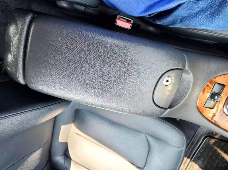 2005 Mercedes-Benz CLK CLK 320