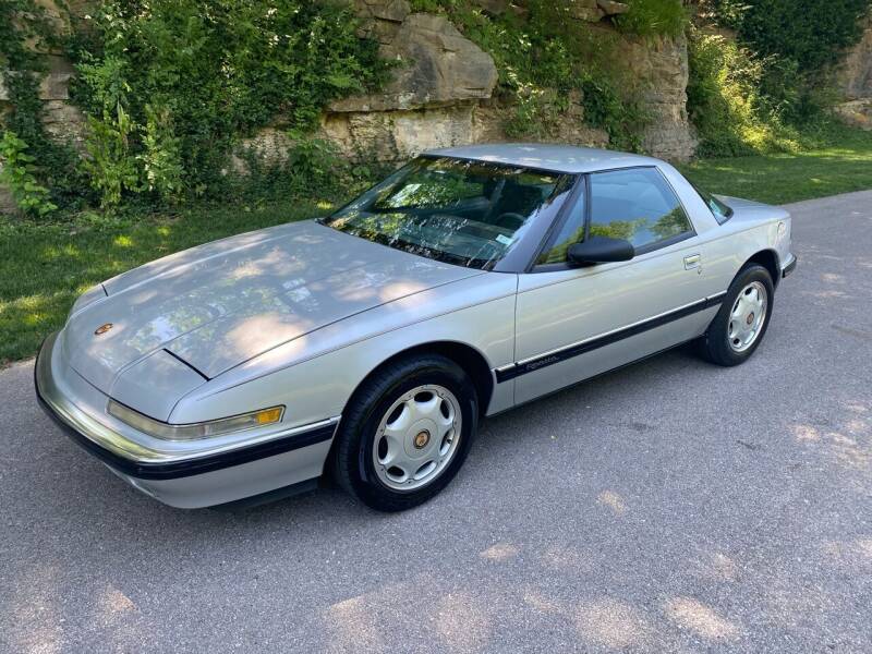 1989 Buick Reatta for sale at Bogie's Motors in Saint Louis MO
