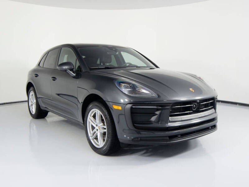 2025 Porsche Macan