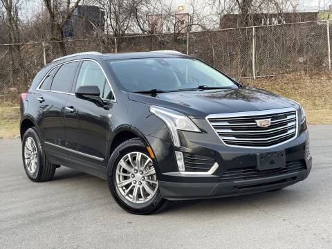 2017 Cadillac XT5 for sale at ALPHA MOTORS in Cropseyville NY