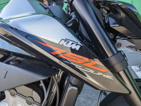 2019 KTM 790 Duke