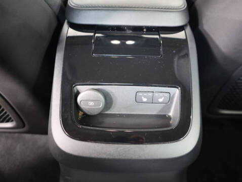 2025 Volvo S60 T8 Ultra