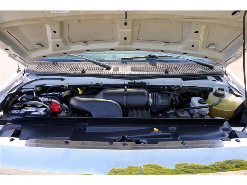 2013 Ford E-Series E-350 SD