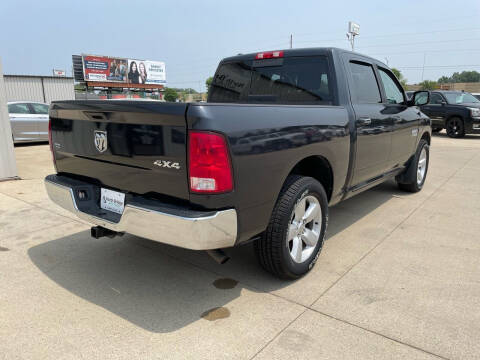 2018 RAM 1500 SLT