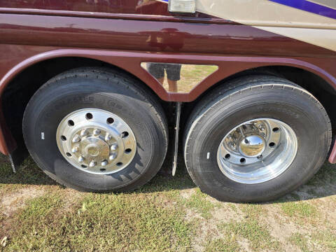 2004 Country Coach Magna