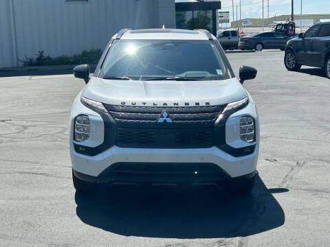 2025 Mitsubishi Outlander PHEV SEL