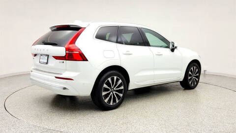 2023 Volvo XC60 B5 Plus Bright Theme