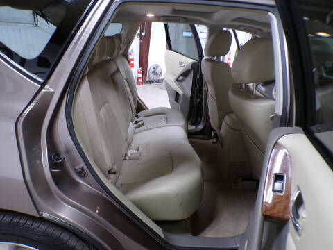 2010 Nissan Murano LE