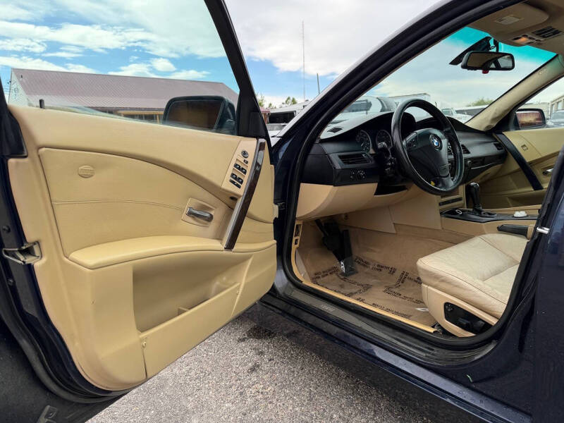 2004 BMW 5 Series 530i