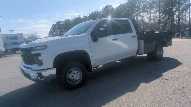 2025 Chevrolet Silverado 3500HD CC Work Truck