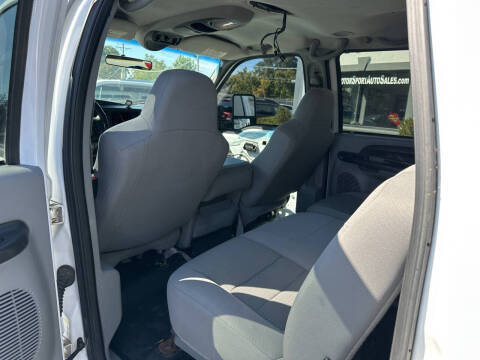 2005 Ford Excursion XLT