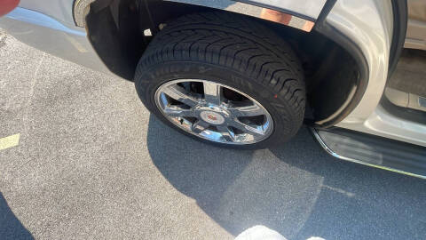 2010 Cadillac Escalade Luxury