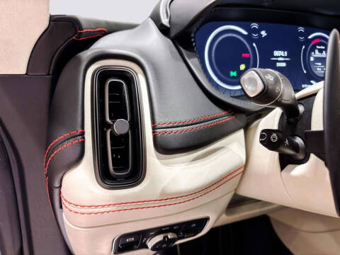 2021 Aston Martin DBX