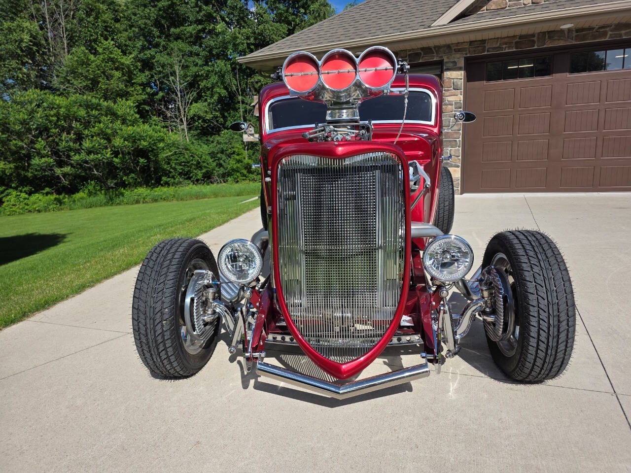 1933 Ford Coupe 2