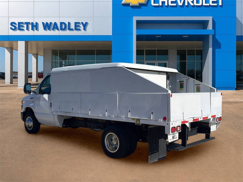 2011 Ford E-Series E-450 SD