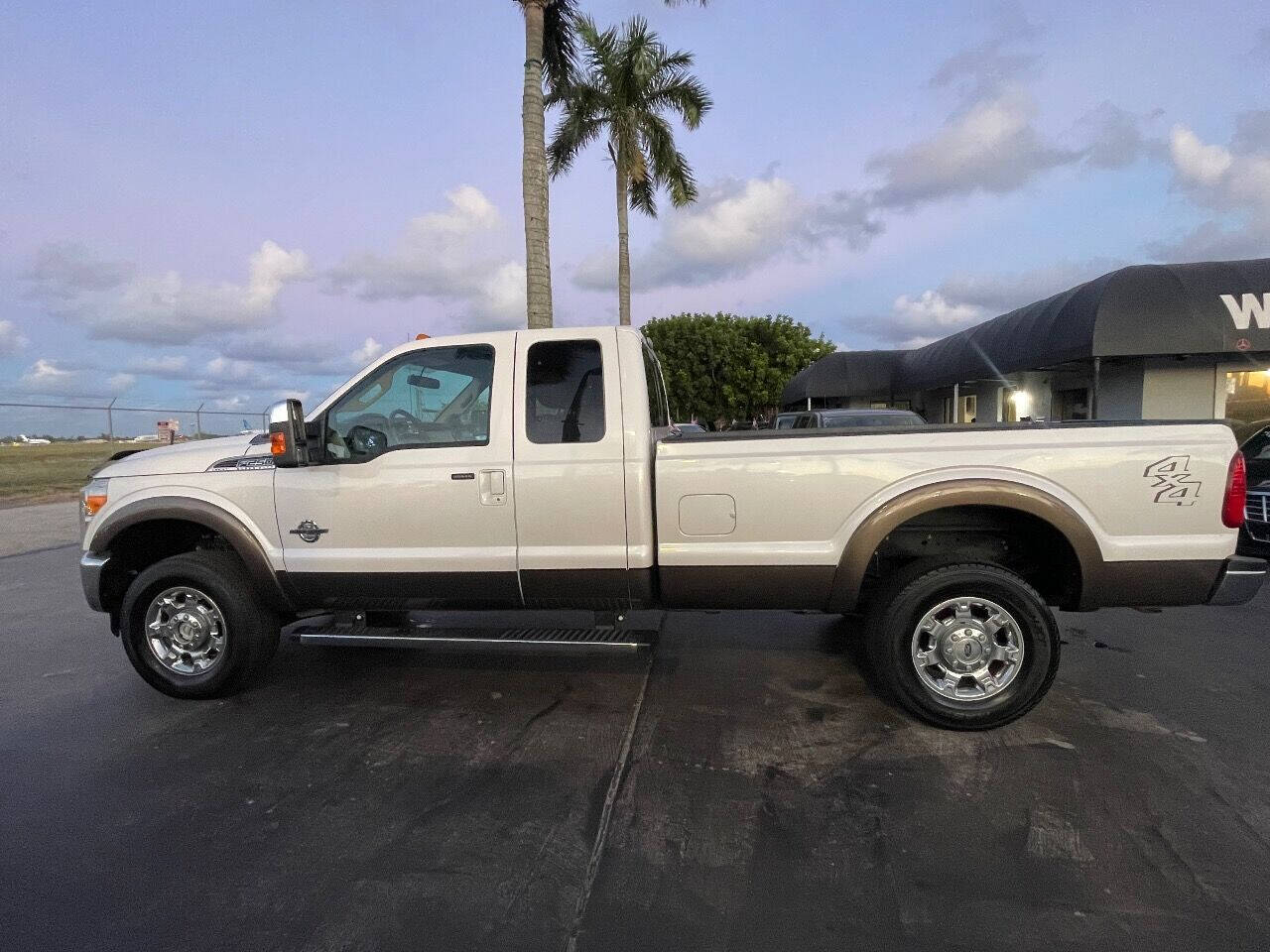 2016 FORD F-250 Pickup - $19,900