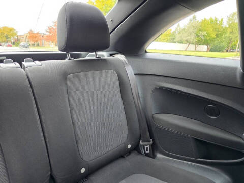 2014 Volkswagen Beetle 1.8T Entry PZEV