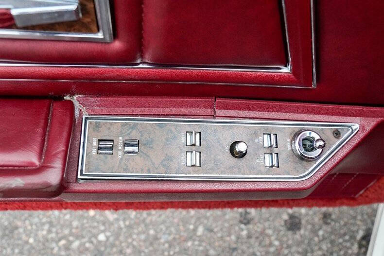 1976 Lincoln Continental