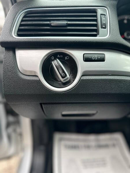 2013 Volkswagen Passat
