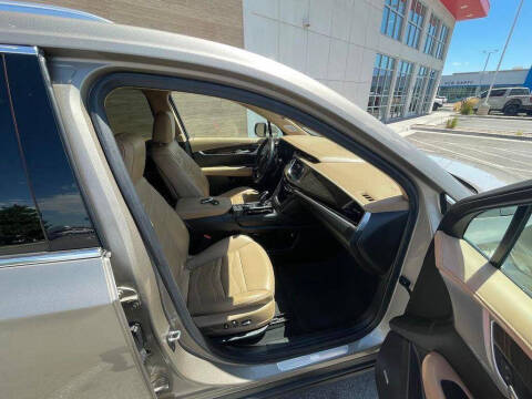 2022 Cadillac XT6 Premium Luxury