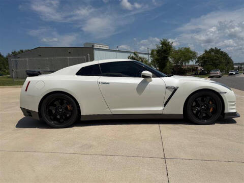 2013 Nissan GT-R Black Edition